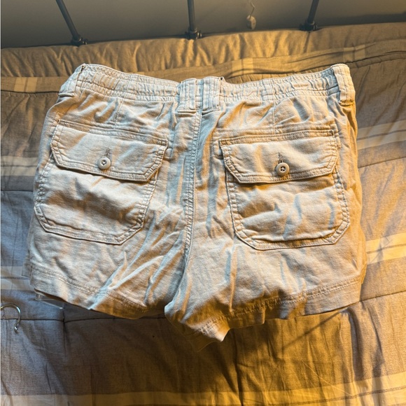 American Eagle Outfitters Tan Women's Cargo Shorts - Picture 3 of 4